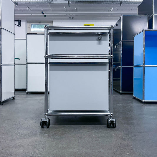 USM Rollkorpus, Lichtgrau, A4, A6 Schubladen, abschliessbar, Q2