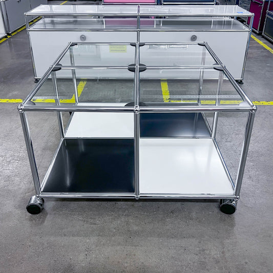 USM Loungetable, Reinweiss, & Graphitschwarz, mit Glaseinlagen, Q1