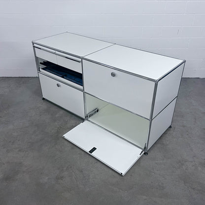 USM Organisationsmöbel, Reinweiss,  Ausziehtüre, Ausziehtablar, Klapptüre, A6 Schublade, Q2