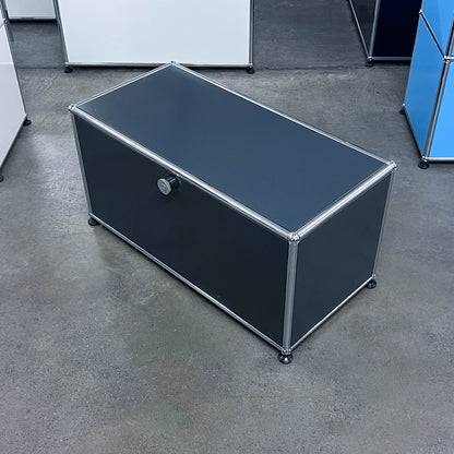 USM Regal Anthrazitgrau, Q2