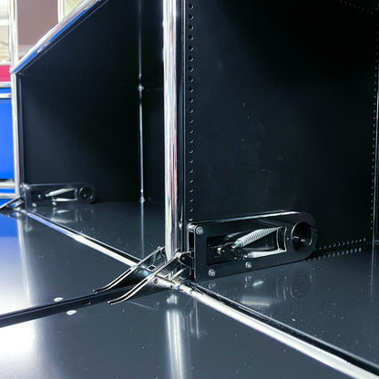 USM Regal, Graphitschwarz, 4 Klapptüren, Q1