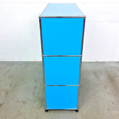 USM Regal, Hellblau mit 2 Klapptüren, neuwertig