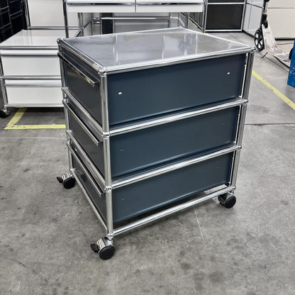 USM Rollkorpus, Anthrazitgrau, 3 A6 Schubladen