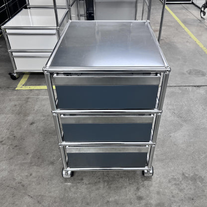 USM Rollkorpus, Anthrazitgrau, 3 A6 Schubladen