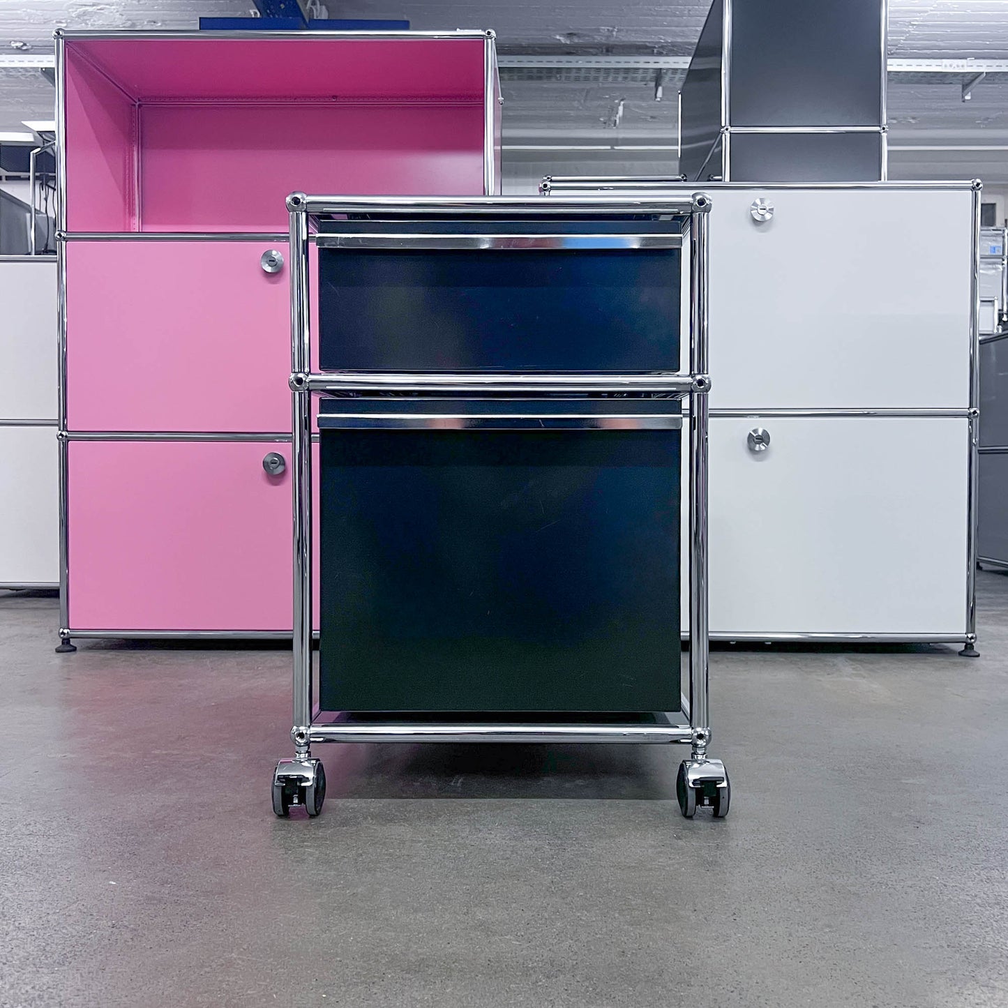 USM Rollkorpus, Graphitschwarz, A4, A6 Schubladen, Q2