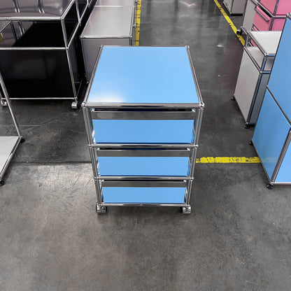 USM Rollkorpus, Hellblau, 3 A6 Schubladen, neuwertig