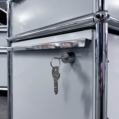 USM Rollkorpus, Lichtgrau, A4, A6 Schubladen, Q1