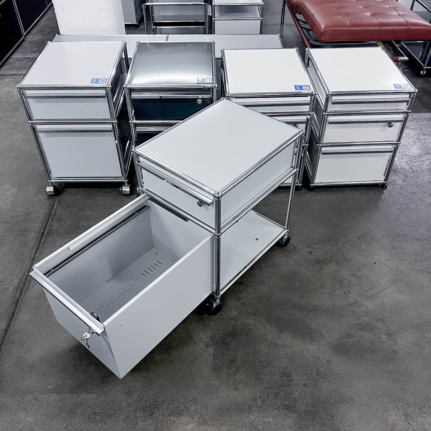 USM Rollkorpus, Lichtgrau, A4, A6 Schubladen, Q1