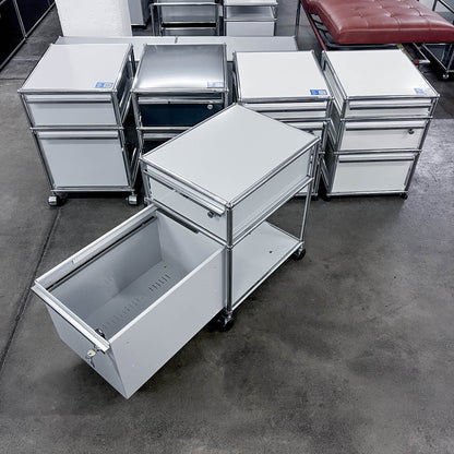 USM Rollkorpus, Lichtgrau, A4, A6 Schubladen, Q1