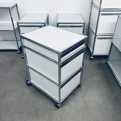 USM Rollkorpus, Lichtgrau, 2xA5, A7 Schubladen