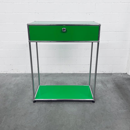 USM Konsole, Grün, neuwertig