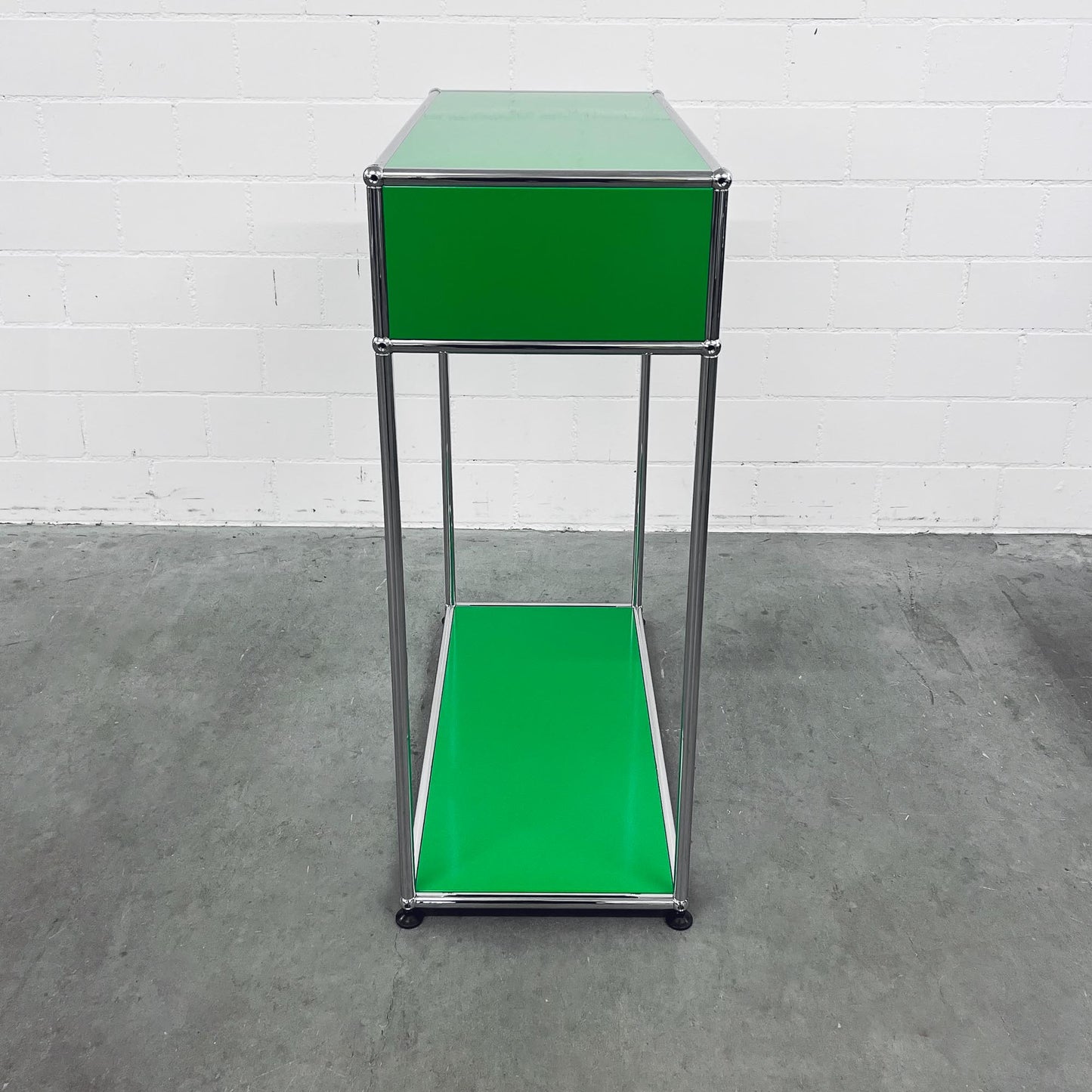 USM Konsole, Grün, neuwertig