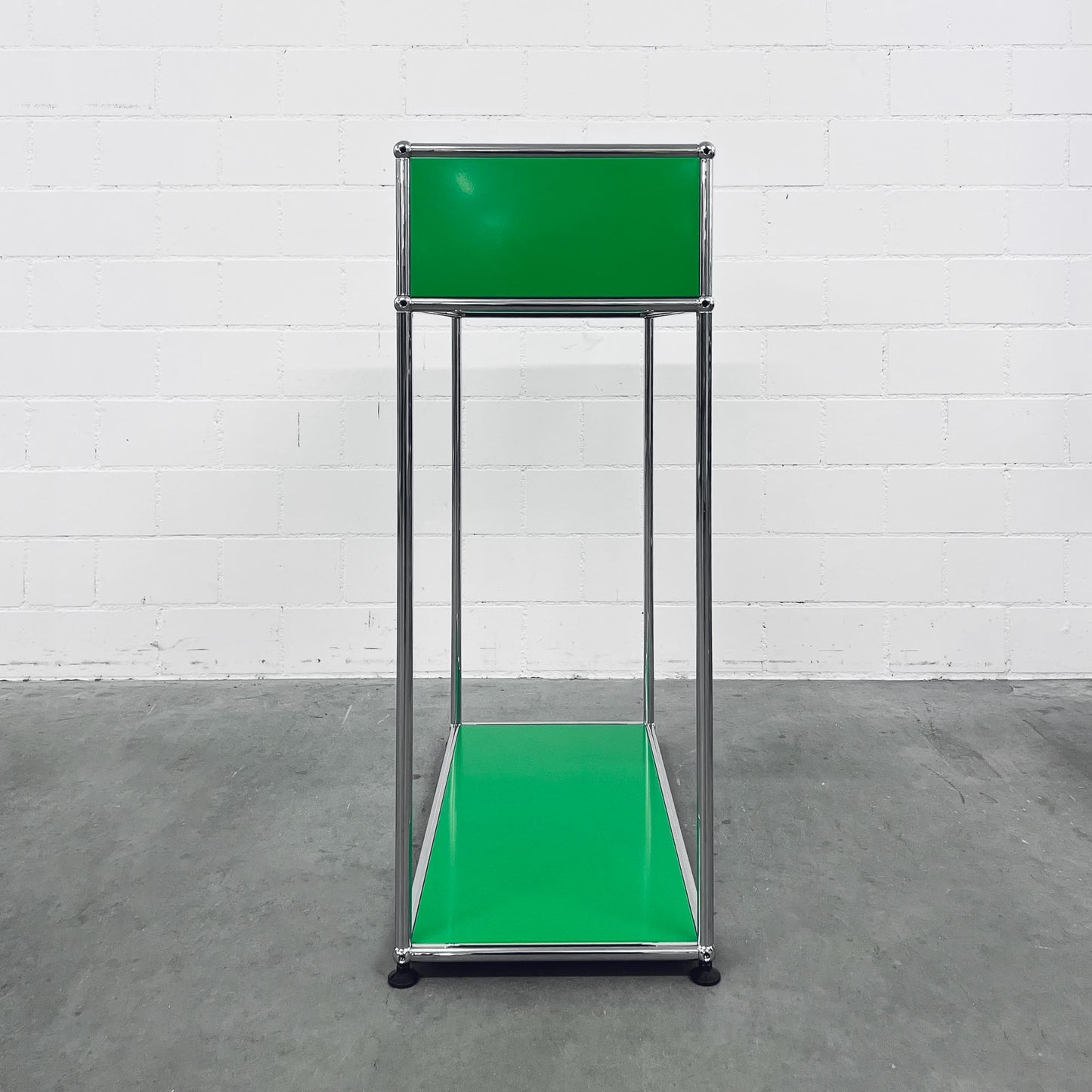 USM Konsole, Grün, neuwertig