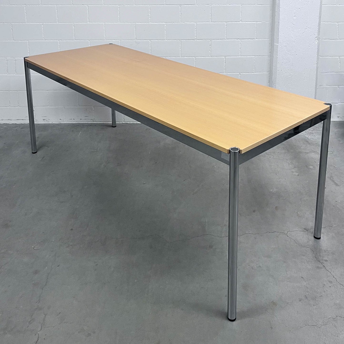 USM Tisch, Ahorn gebleicht, 200x75cm, Q3