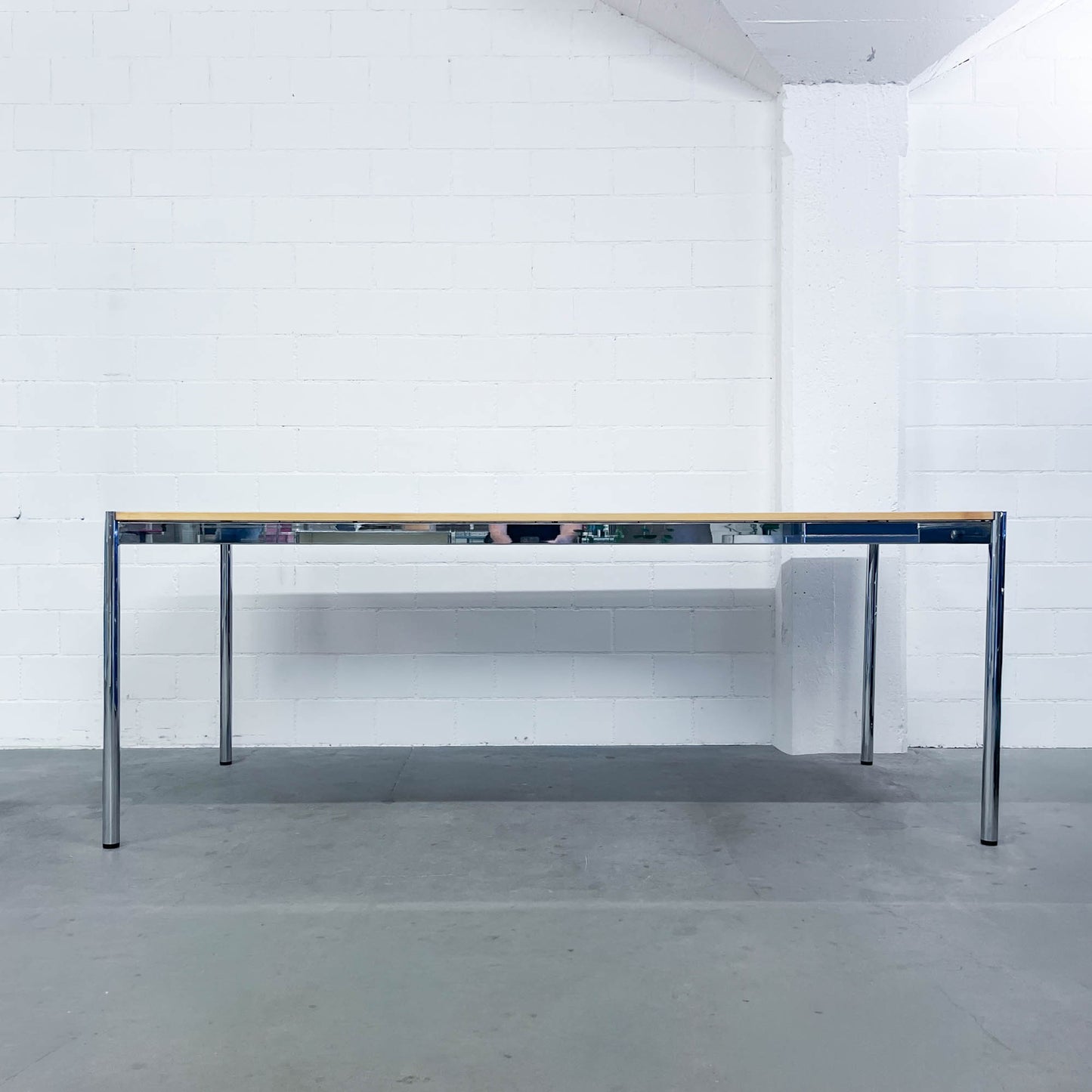 USM Tisch Ahorn gebleicht, 200x100cm, Q2