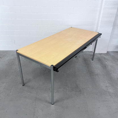 USM Tisch, Buche, 175x75cm inklusive Kabelkanal, Q3