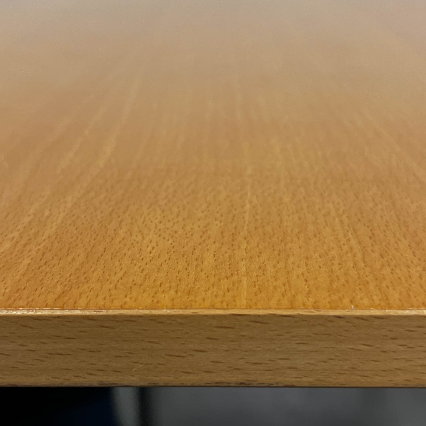 USM Tisch Buche Natur furniert, 100x100cm, Q2