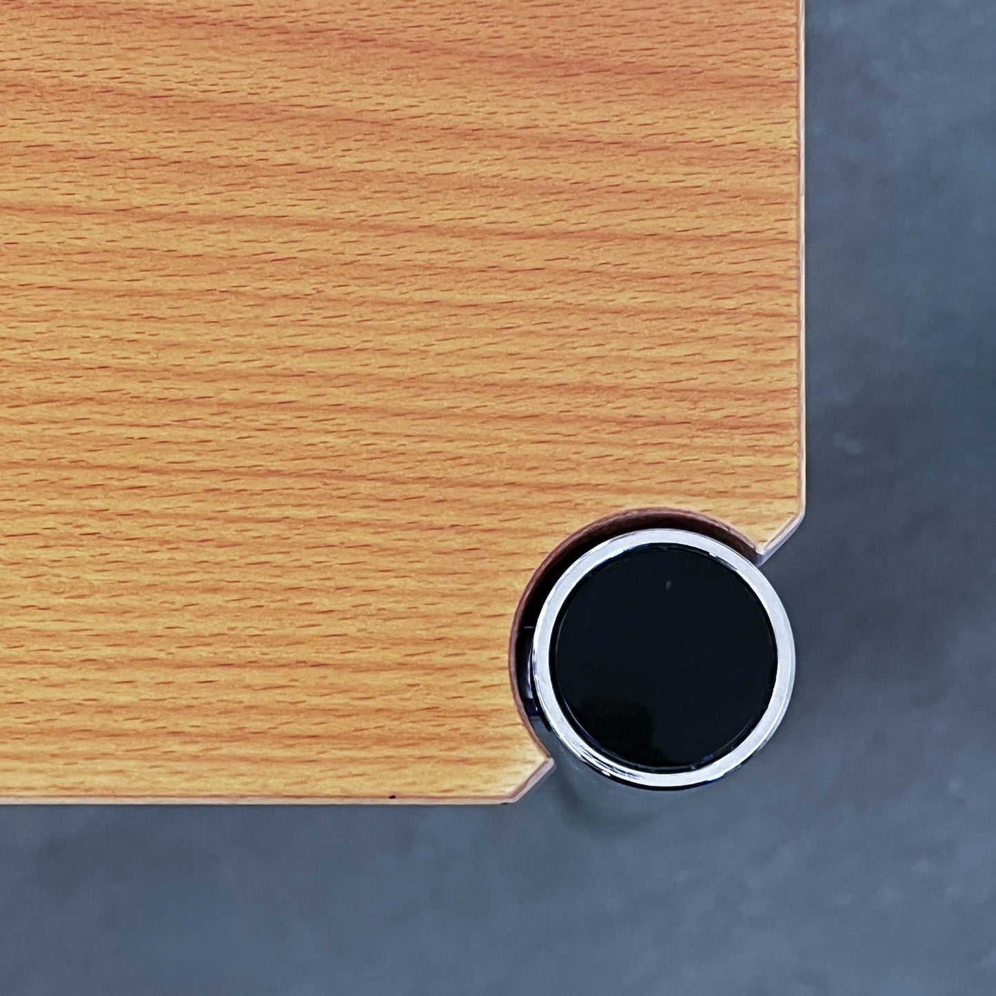 USM Tisch Buche Natur furniert, 100x100cm, Q2