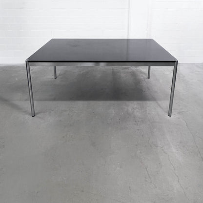 USM Tisch, Eiche Schwarz, 175x100cm, Q3