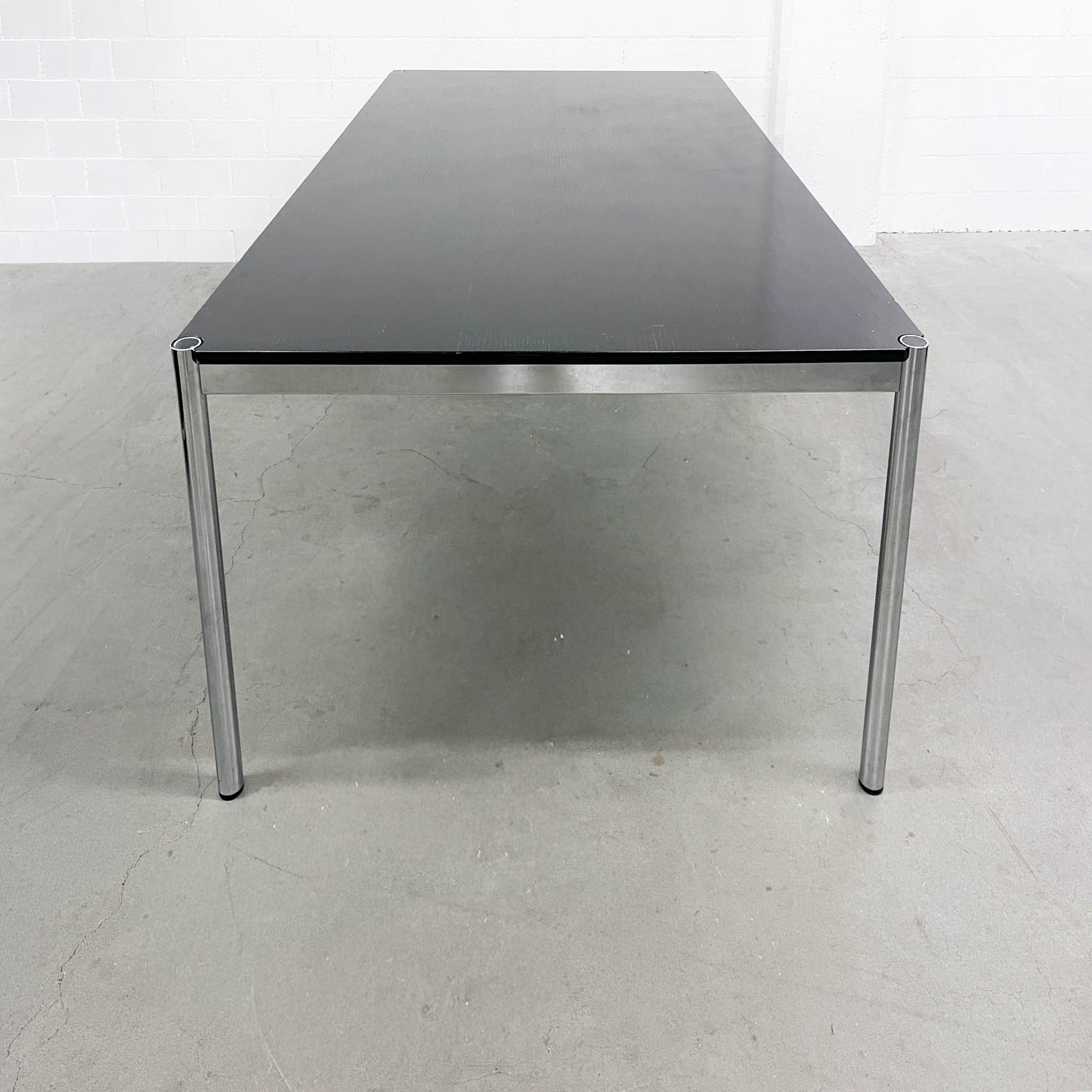 USM Tisch, Eiche Schwarz, 175x100cm, Q3