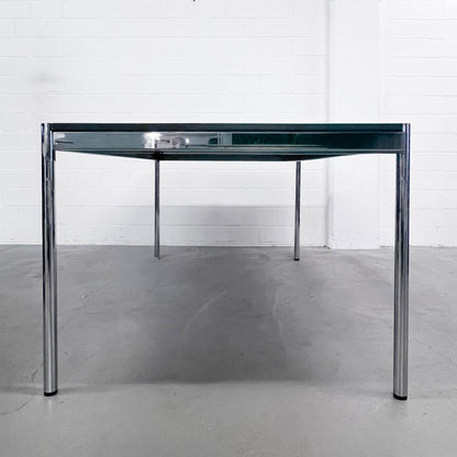 USM Tisch, Eiche Schwarz, 175x100cm, Q3