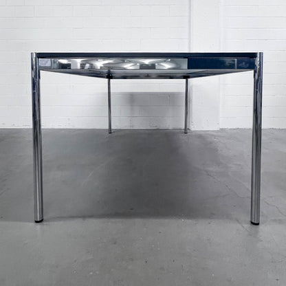 USM Tisch, Eiche Schwarz, 200x100cm, Q3