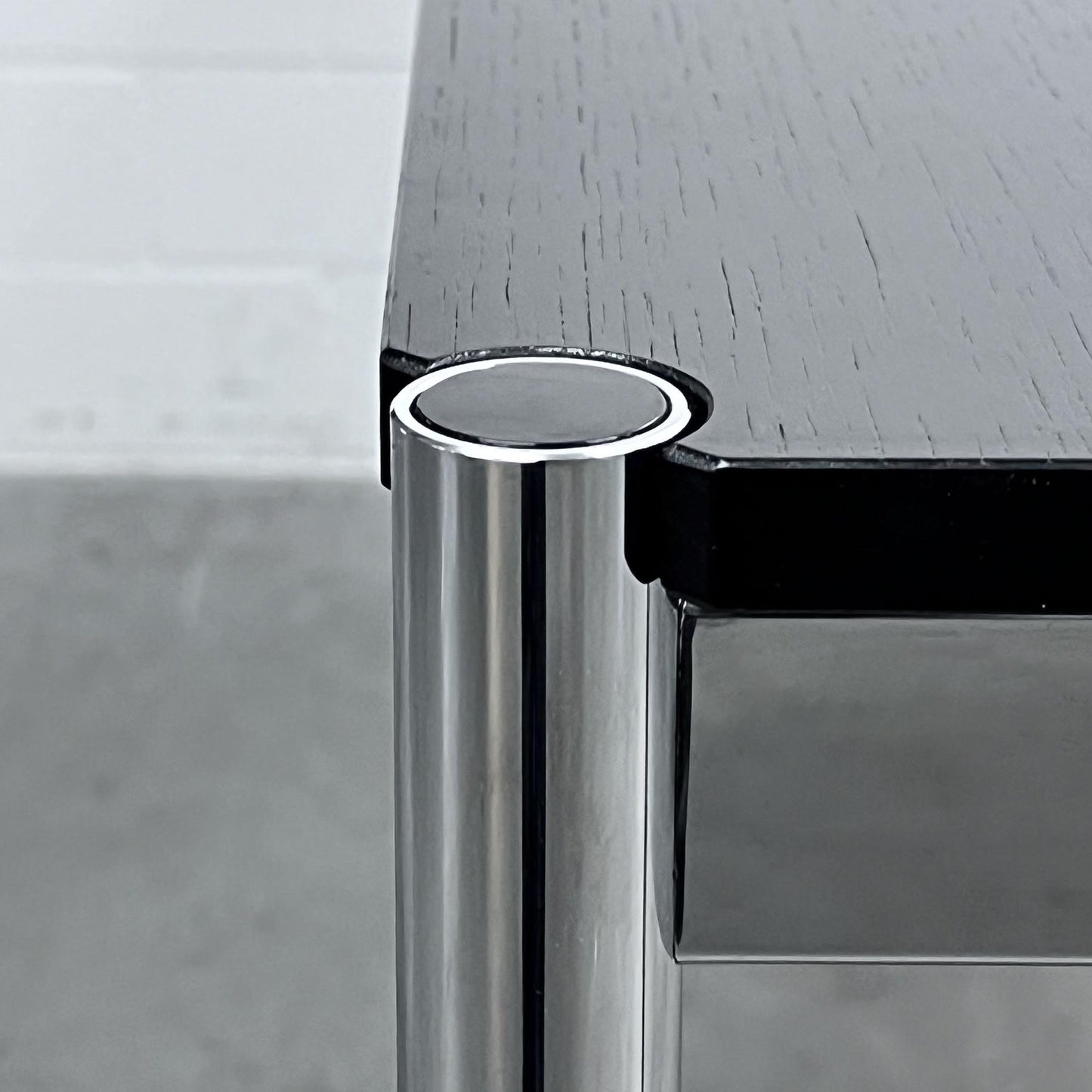 USM Tisch, Eiche Schwarz furniert, 175x75cm, neuwertig