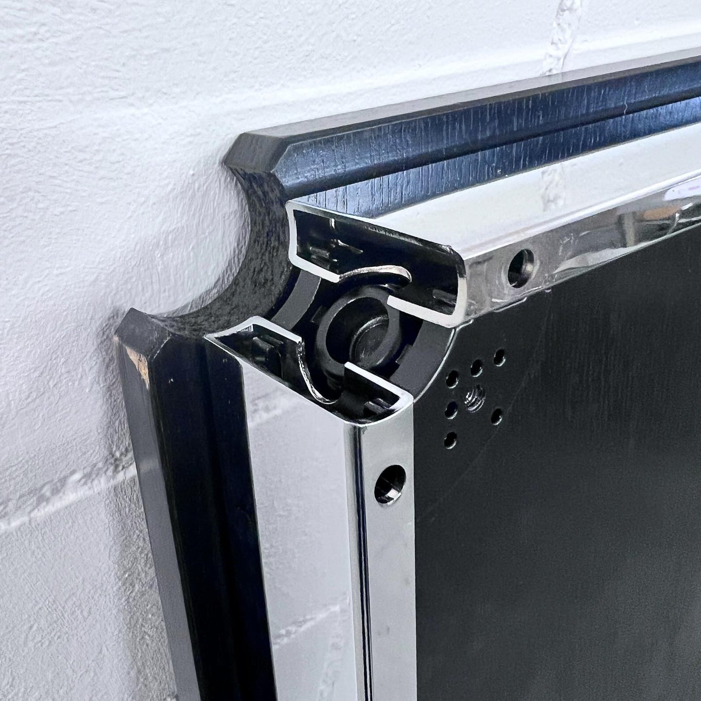 USM Tisch, Eiche Schwarz, 100x100cm, Q3