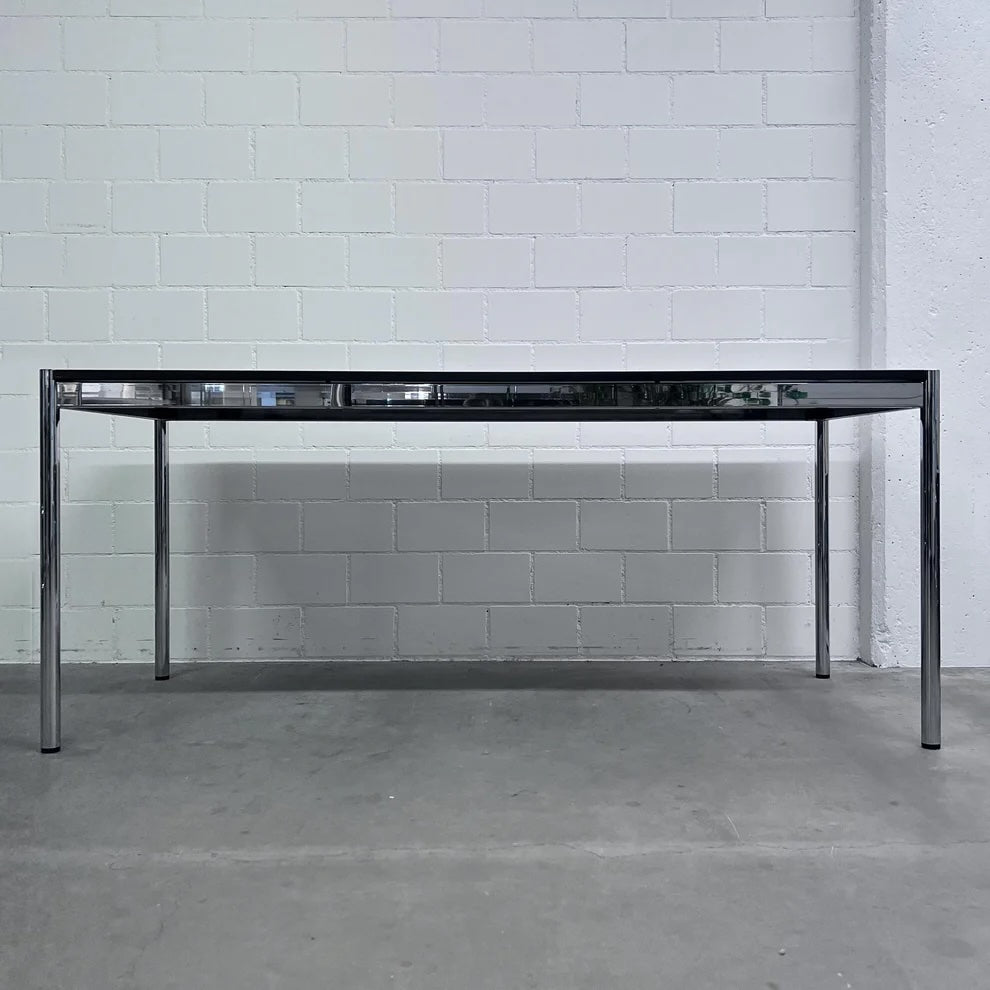USM Tisch, Resopal Schwarz, 175x75cm, Q2