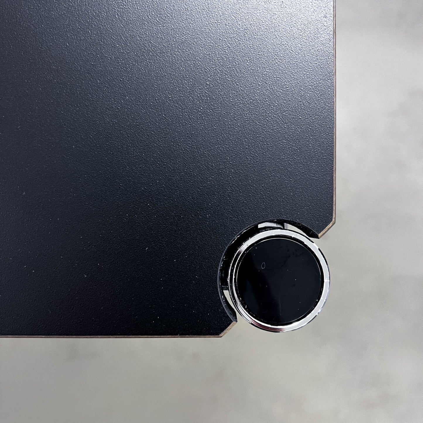 USM Tisch, Resopal Schwarz, 175x75cm, Q1