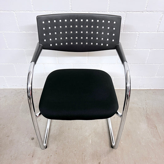 Vitra Visavis Freischwinger Stuhl, Schwarz-Chrom