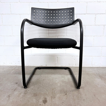 Vitra Visavis Freischwinger Stuhl, Stoff und Rohr Schwarz