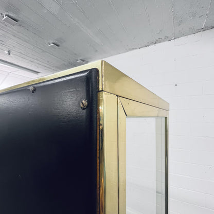 Glasvitrine aus Messing mit Spiegel